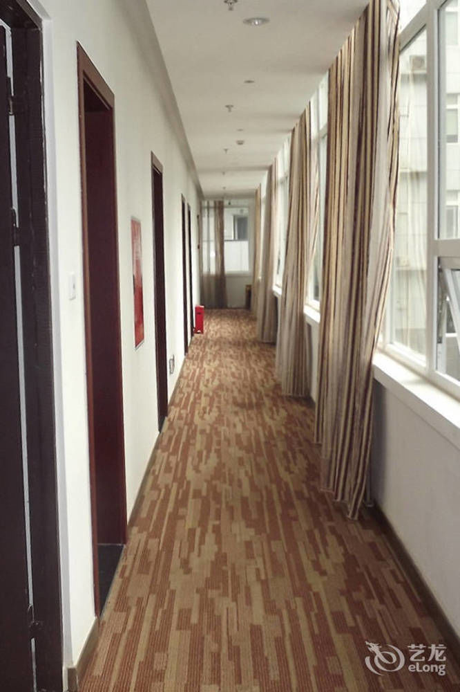 Xipuxing Pudi Hotel Esterno foto